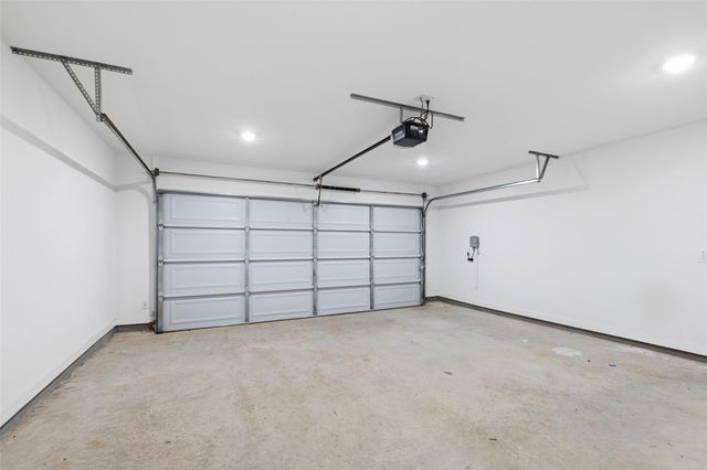 113 Mokulua LN, Bastrop, TX 78602