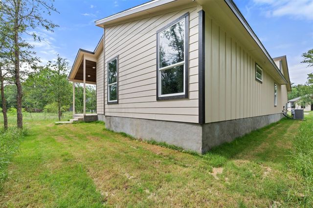 113 Mokulua LN, Bastrop, TX 78602