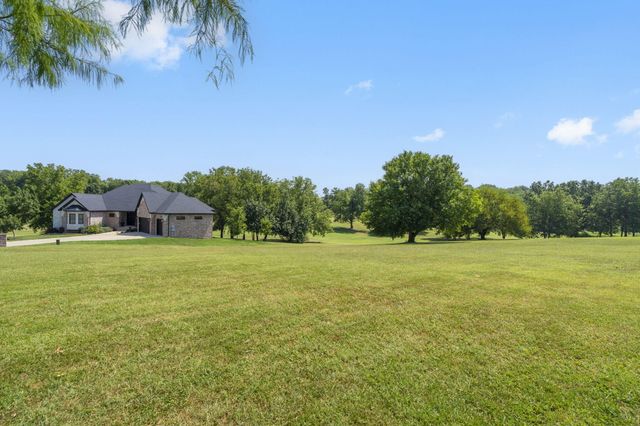 115 Ironwood Drive, Republic, MO 65738