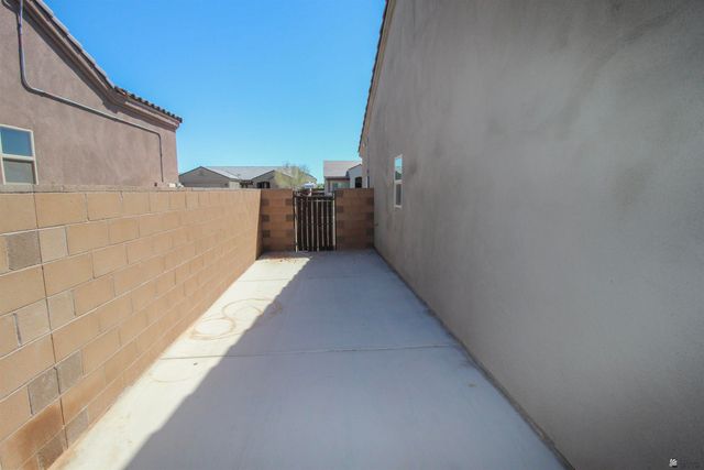 10190 E 39 Way, Yuma, AZ 85365