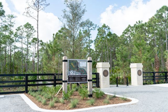 864 SW Bushel Trail, Palm City, FL 34990