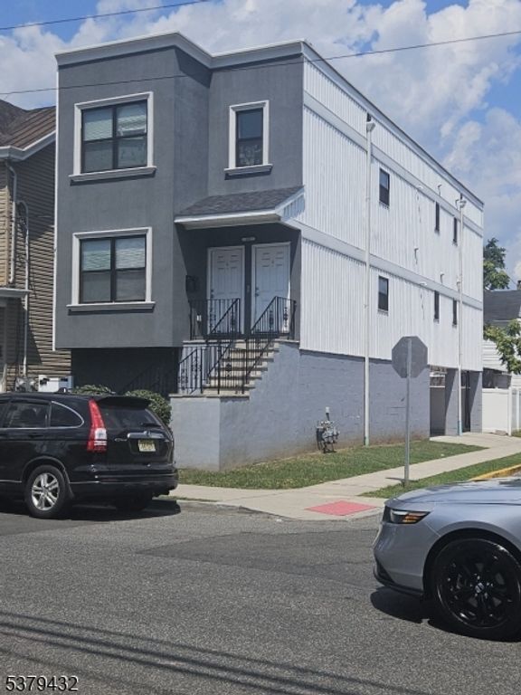 62 E Main St 2, Paterson City, NJ 07522