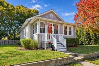 26 Sunset Drive, Barrington, RI 02806