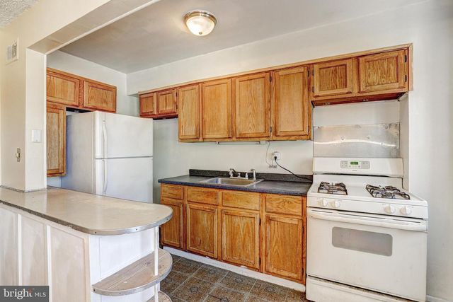 3400 MCSHANE WAY, Baltimore, MD 21222