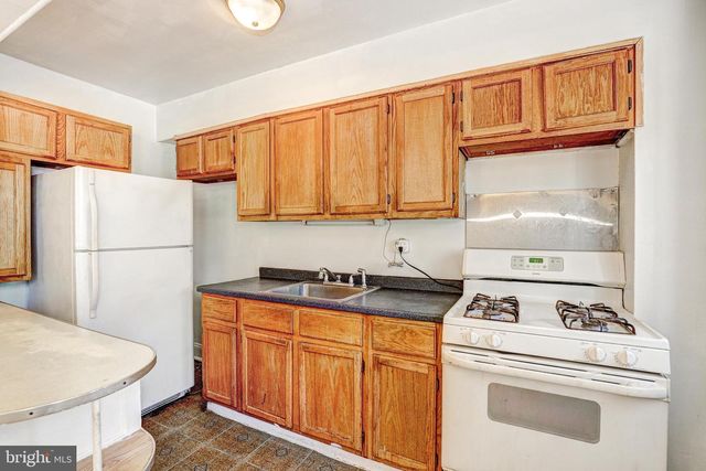 3400 MCSHANE WAY, Baltimore, MD 21222