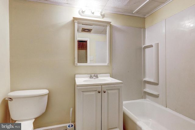 3400 MCSHANE WAY, Baltimore, MD 21222