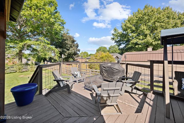 1220 Nightingale Ln, Goshen, KY 40026