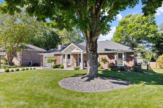1220 Nightingale Ln, Goshen, KY 40026