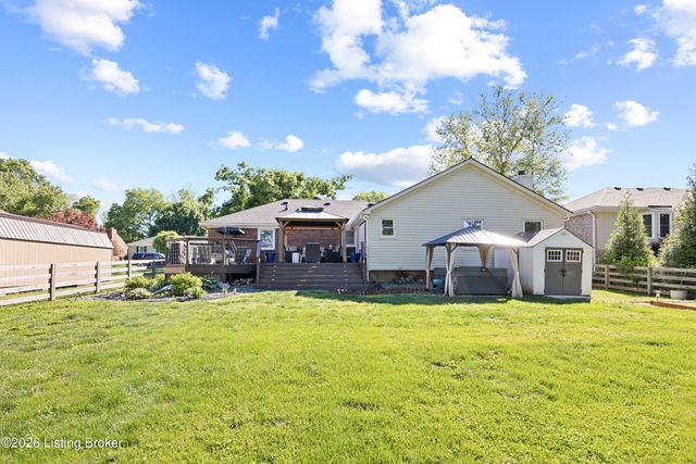 1220 Nightingale Ln, Goshen, KY 40026