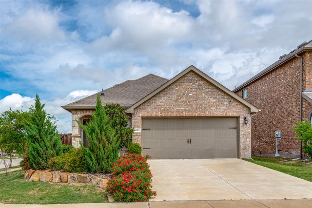 3001 Glazner Drive, Mesquite, TX 75126