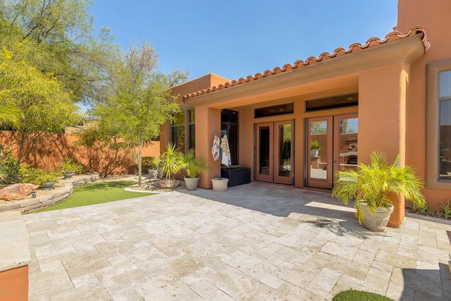 8024 E WINDWOOD Lane, Scottsdale, AZ 85255