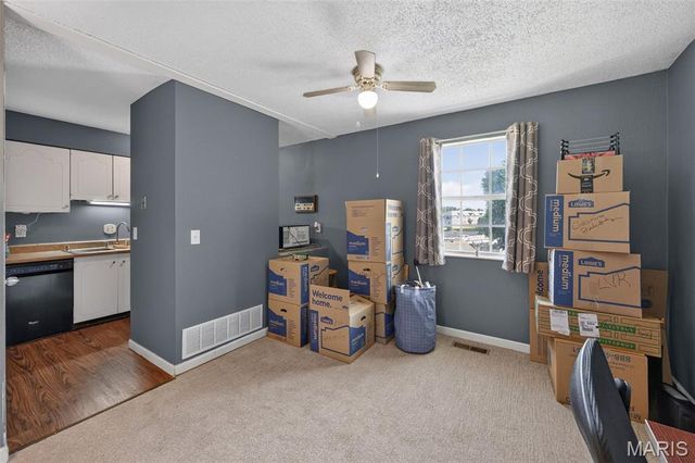 2664 Falcons Way 56, St Charles, MO 63303