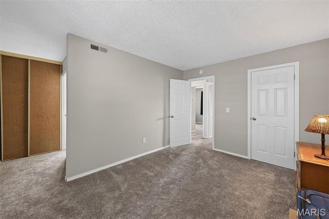 2664 Falcons Way 56, St Charles, MO 63303