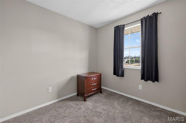 2664 Falcons Way 56, St Charles, MO 63303
