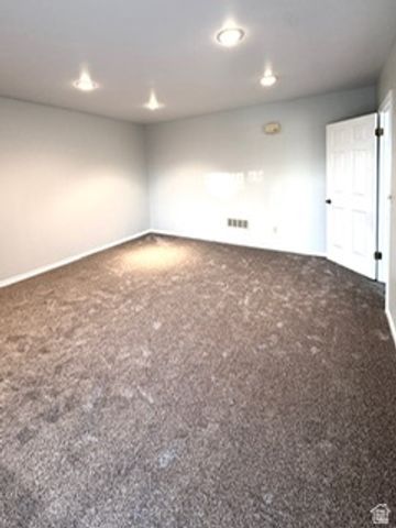2124 S RIDGEWOOD WAY, Bountiful, UT 84010