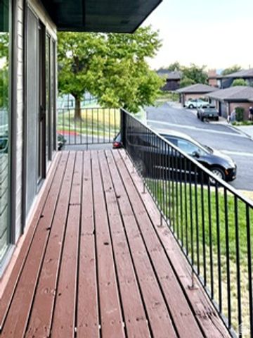 2124 S RIDGEWOOD WAY, Bountiful, UT 84010