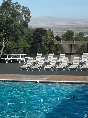 2124 S RIDGEWOOD WAY, Bountiful, UT 84010