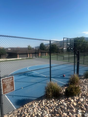 2124 S RIDGEWOOD WAY, Bountiful, UT 84010