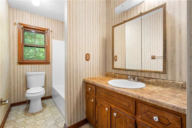 1745 Oak Ridge Way, Lawrenceville, GA 30044