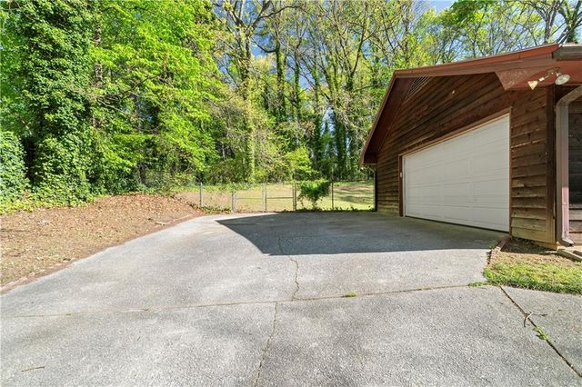 1745 Oak Ridge Way, Lawrenceville, GA 30044