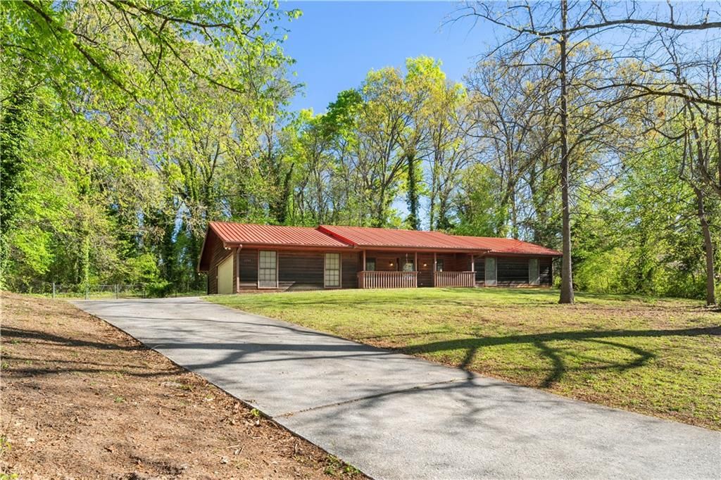 1745 Oak Ridge Way, Lawrenceville, GA 30044