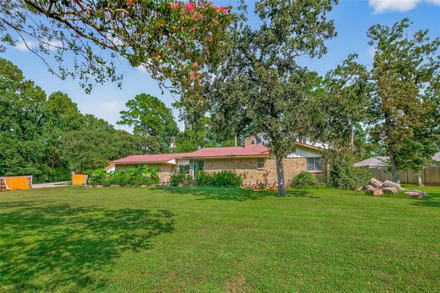 701 Saint Lawrence River Road, Montgomery, TX 77316