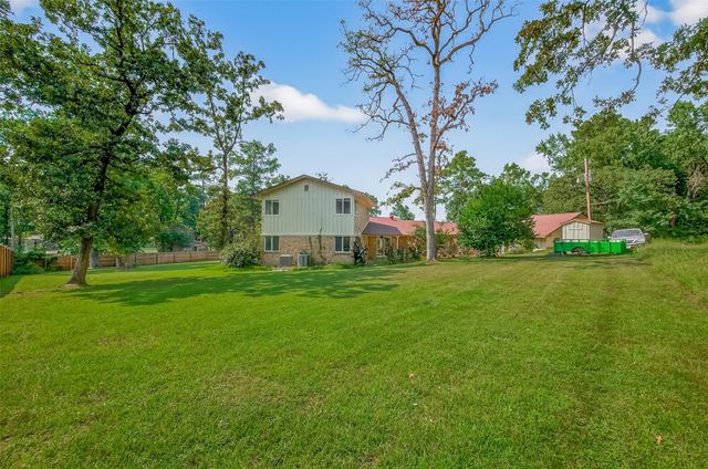 701 Saint Lawrence River Road, Montgomery, TX 77316