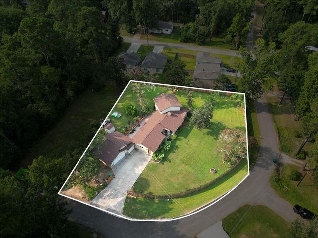 701 Saint Lawrence River Road, Montgomery, TX 77316