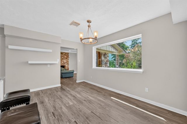 701 Saint Lawrence River Road, Montgomery, TX 77316