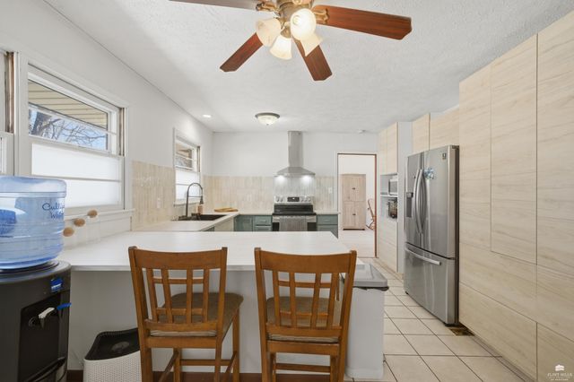 1732 Kenmar Drive, Manhattan, KS 66502