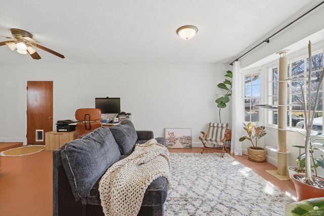 1732 Kenmar Drive, Manhattan, KS 66502