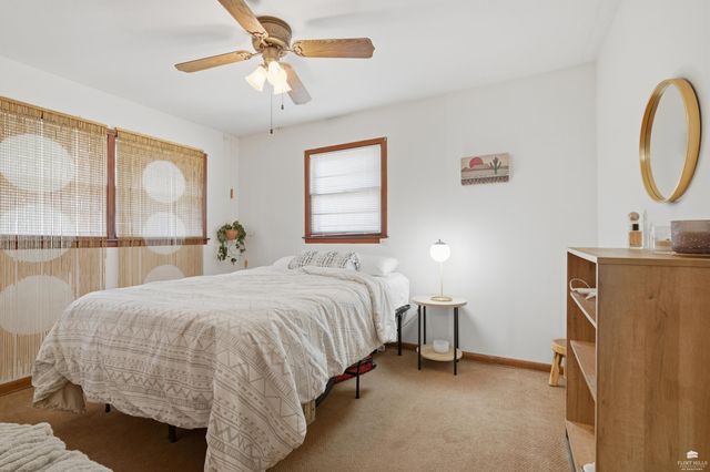 1732 Kenmar Drive, Manhattan, KS 66502