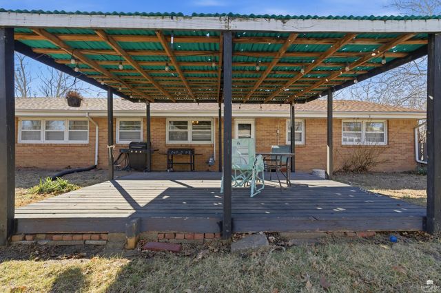 1732 Kenmar Drive, Manhattan, KS 66502