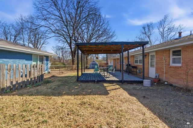 1732 Kenmar Drive, Manhattan, KS 66502