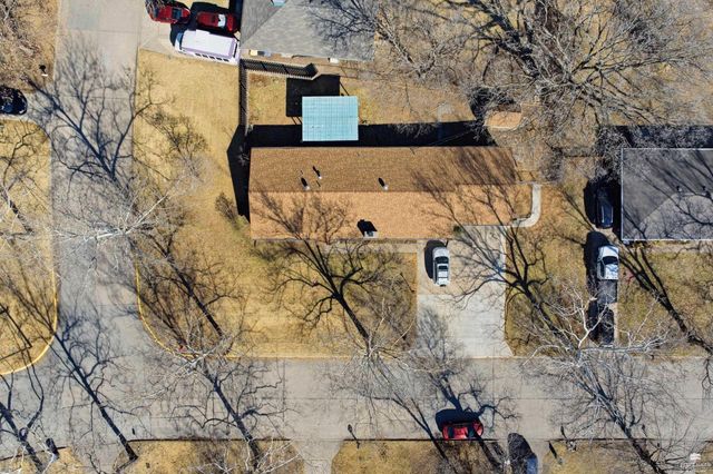 1732 Kenmar Drive, Manhattan, KS 66502