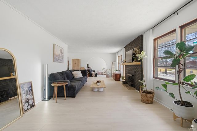 1732 Kenmar Drive, Manhattan, KS 66502