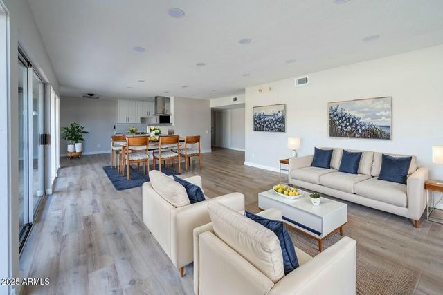 6767 N 7TH Street 123, Phoenix, AZ 85014