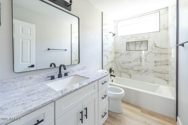 6767 N 7TH Street 123, Phoenix, AZ 85014