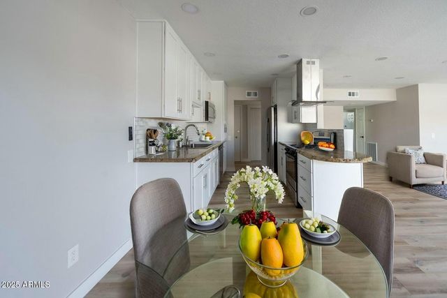 6767 N 7TH Street 123, Phoenix, AZ 85014