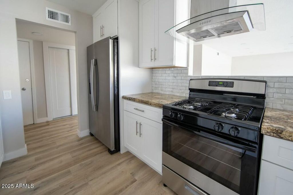 6767 N 7TH Street 123, Phoenix, AZ 85014