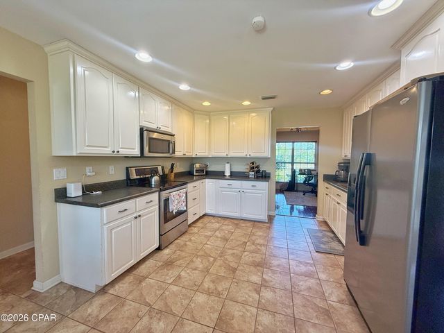 4629 Hillcrest Drive, Marianna, FL 32446