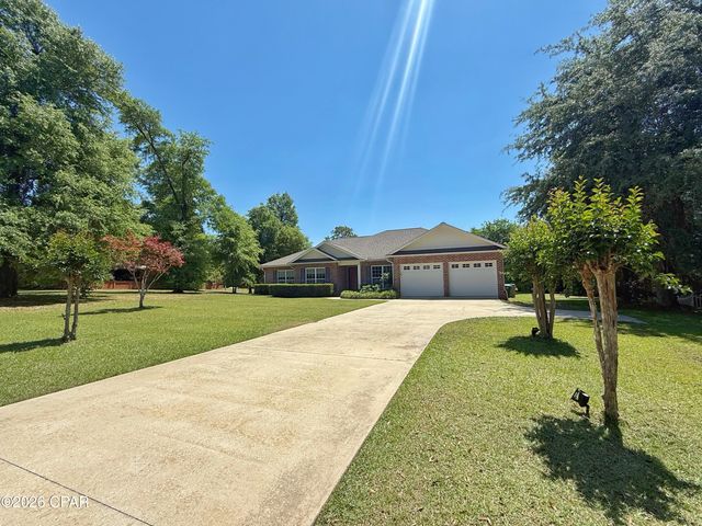 4629 Hillcrest Drive, Marianna, FL 32446