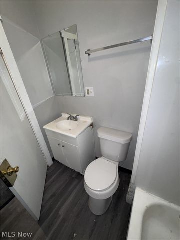 11205 Continental Avenue, Cleveland, OH 44104