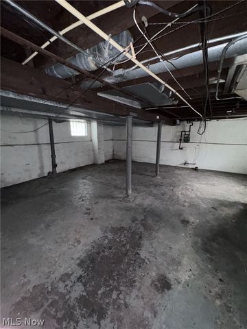 11205 Continental Avenue, Cleveland, OH 44104