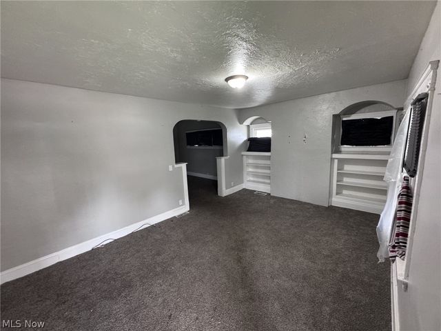 11205 Continental Avenue, Cleveland, OH 44104