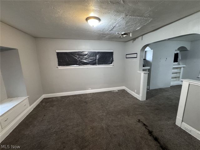 11205 Continental Avenue, Cleveland, OH 44104