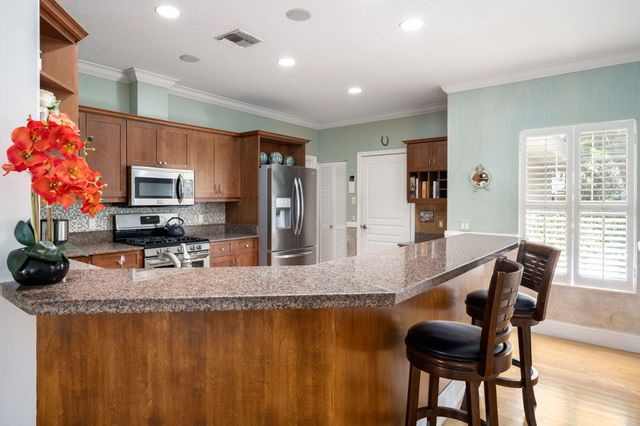 137 38th Court, Vero Beach, FL 32968