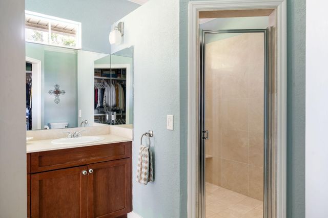 137 38th Court, Vero Beach, FL 32968