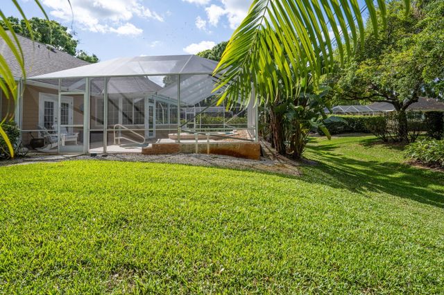 137 38th Court, Vero Beach, FL 32968