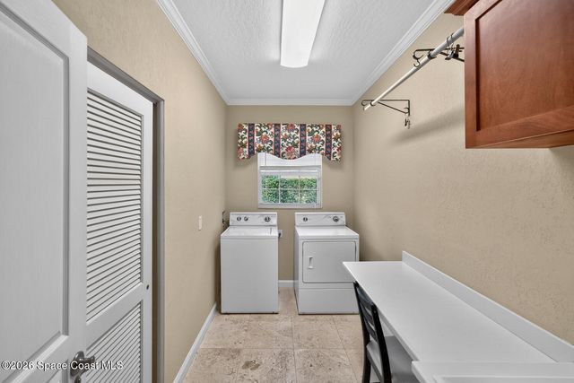 137 38th Court, Vero Beach, FL 32968